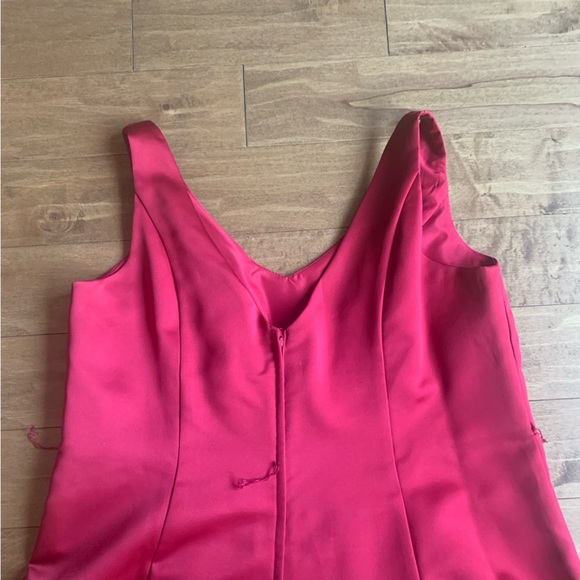 Beautiful Formal RED Dress - Picture 3 of 7